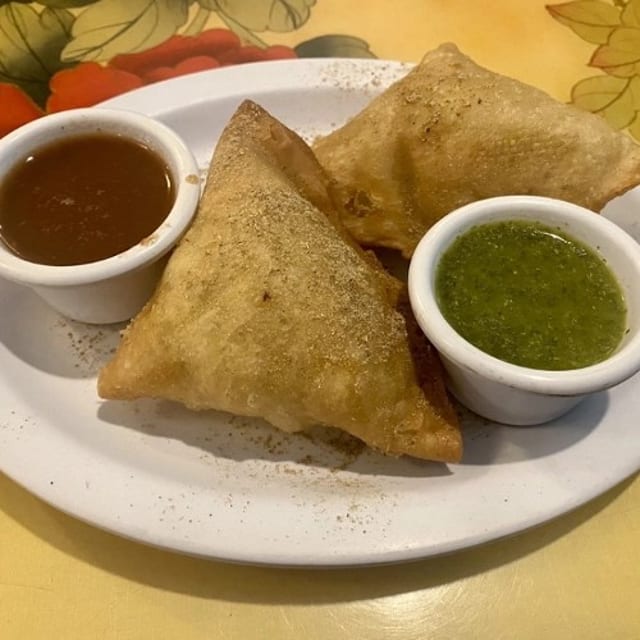 Vegetable Samosa.